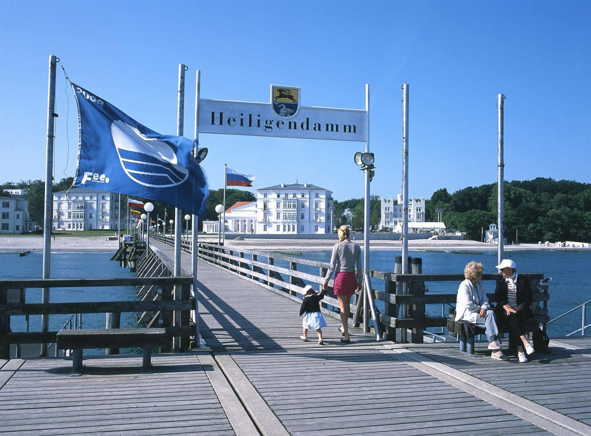 Hotel Prinzenpalais Bad Doberan Kültér fotó